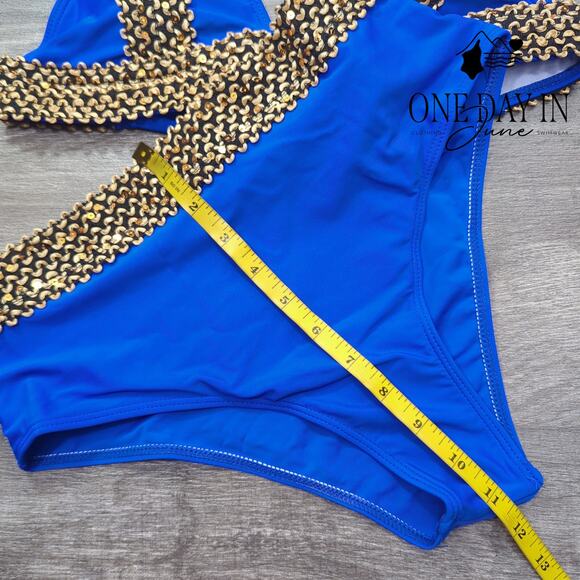 CharmLeaks Halter Bikini Swimsuit Size M - Picture 5 of 6